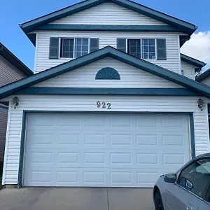  Homestay Small Private Basement With Own Bathroom And Share Laundry Canada